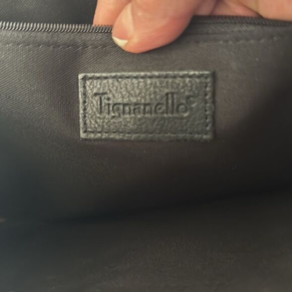 Tignanello Vintage Tan Genuine Leather Women’s Shoulder Handbag Zip Compartments - Picture 5 of 16